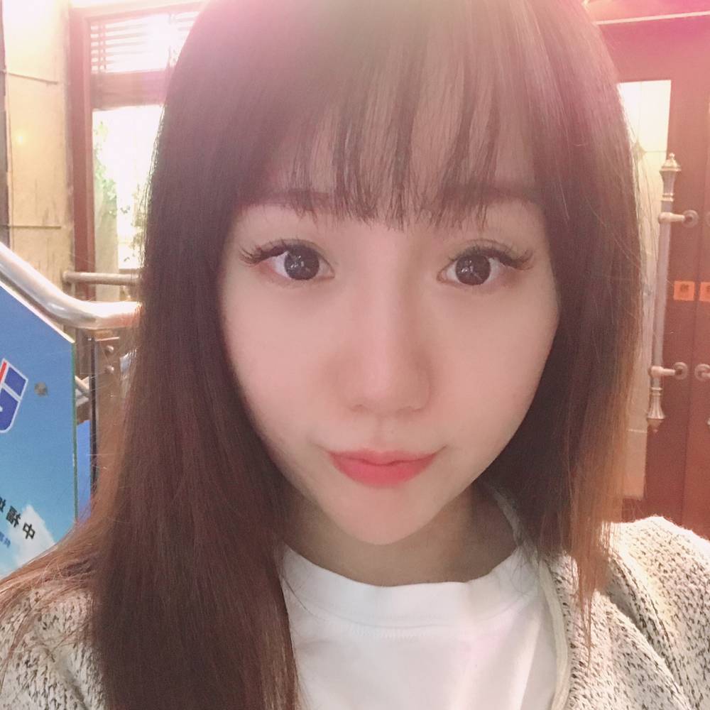 等爱兔的照片