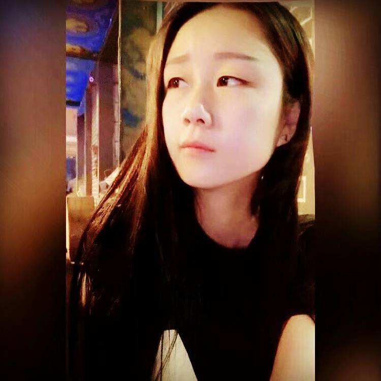 草莓味的悦宝宝的照片