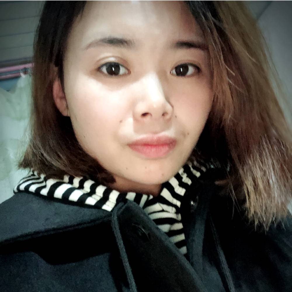 黑痘姐姐的照片