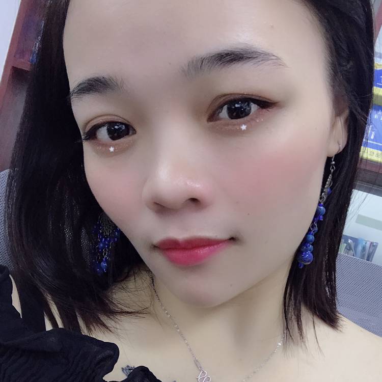 莹坨的照片