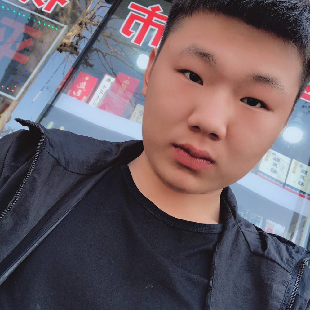 彼年回眸草丛的照片