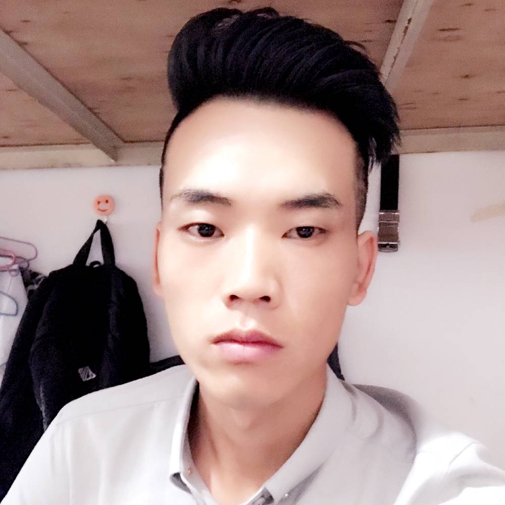 发箍迎兴奋的照片