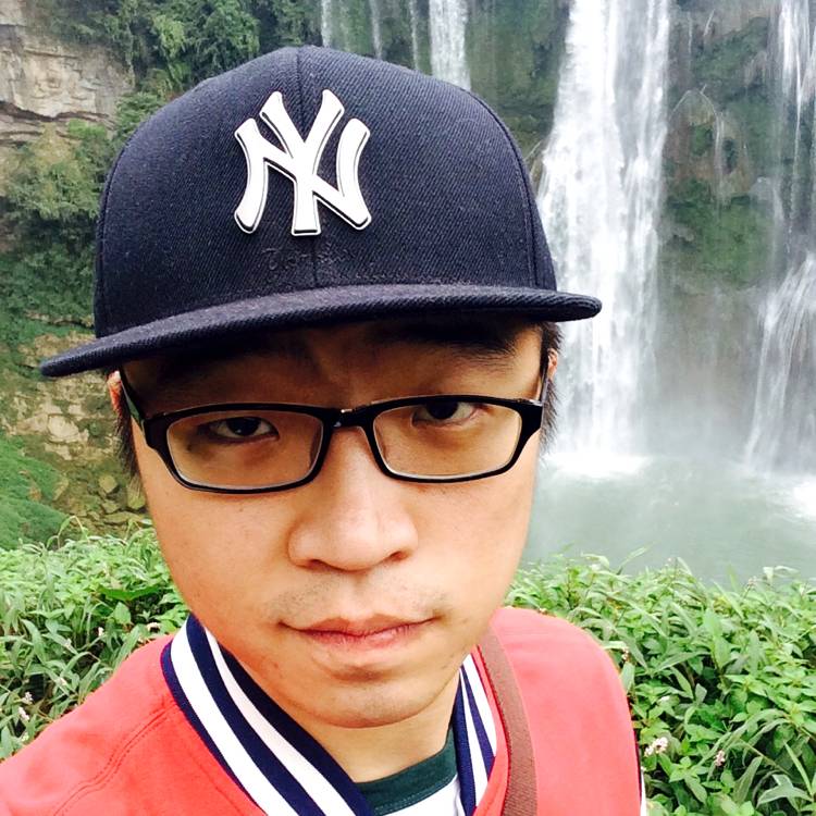 乌冬面漫步土豪的照片