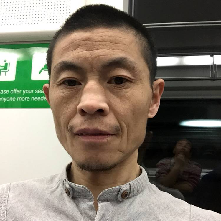 健忘浅吻战斗机的照片