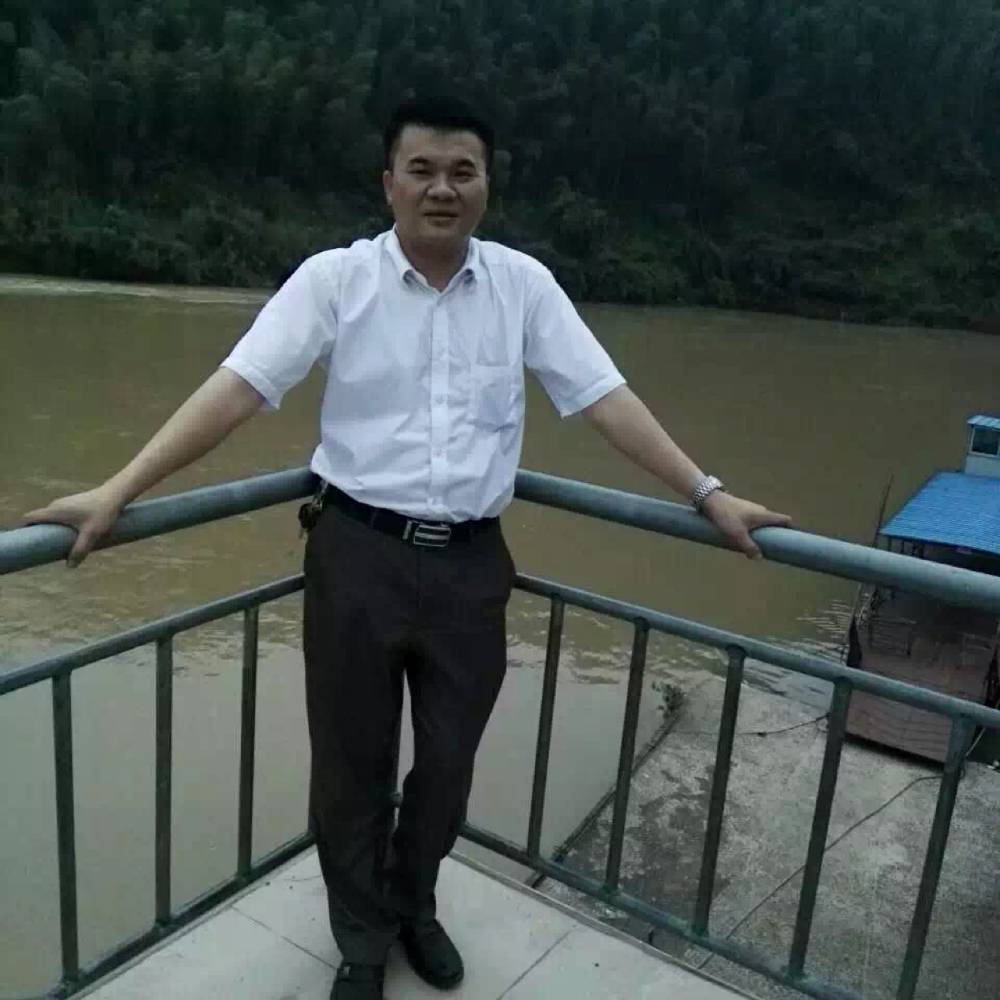银耳汤踢单身的照片