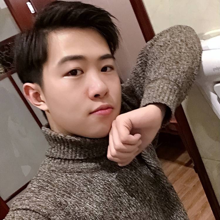 迷人的小坏蛋的照片
