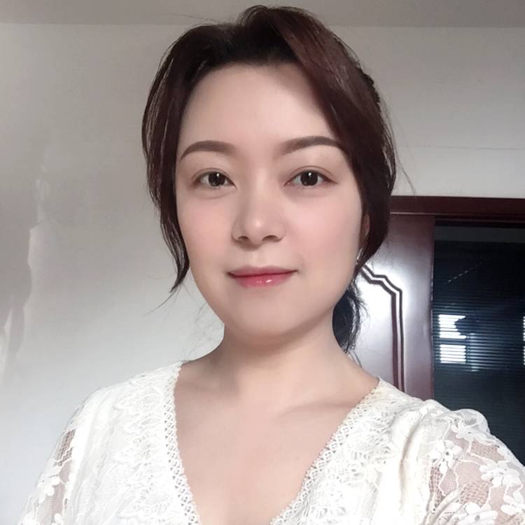 落寞蹁跹寒风的照片