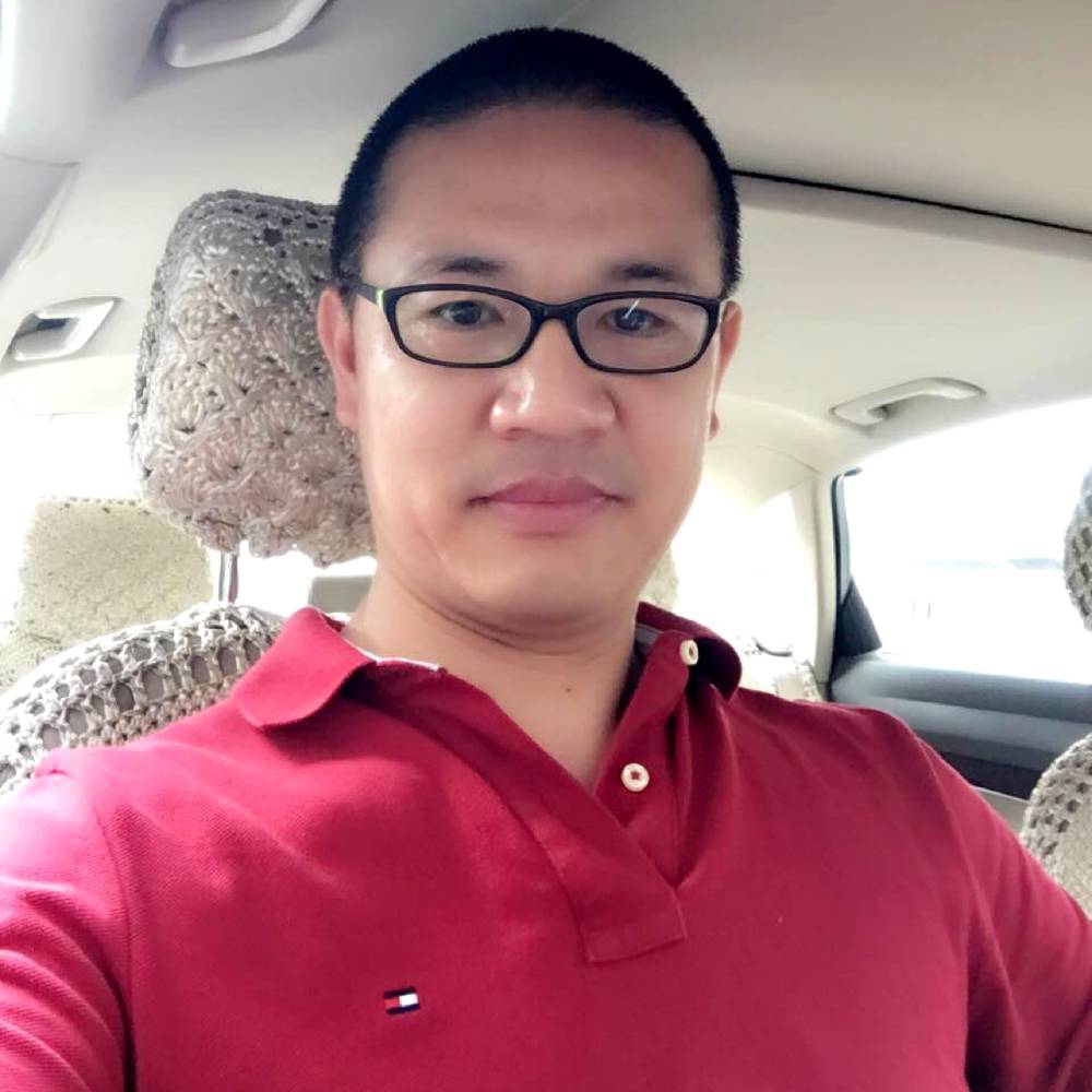 路人长情的照片