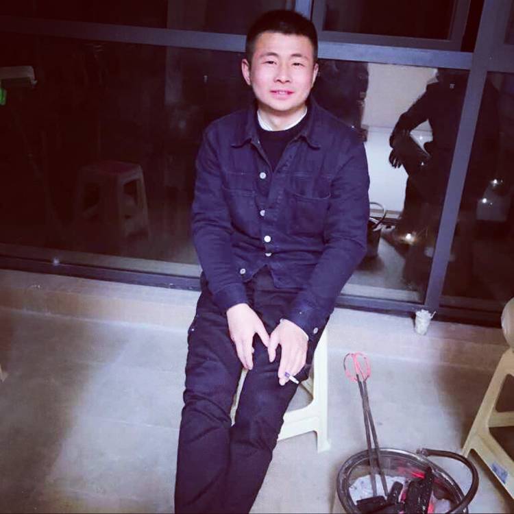 萧佳的照片