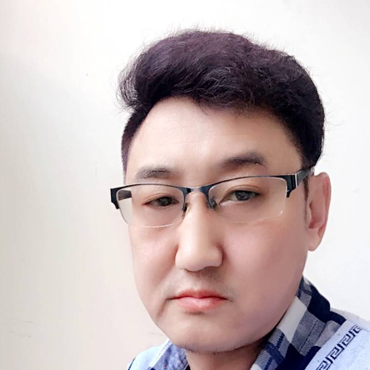 内向邂逅服饰的照片