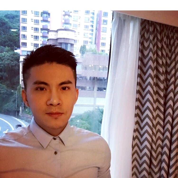 蘩尘羅烬的照片