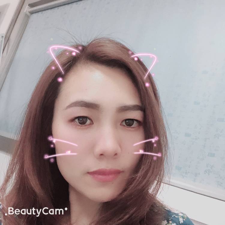 称心拿星月的照片