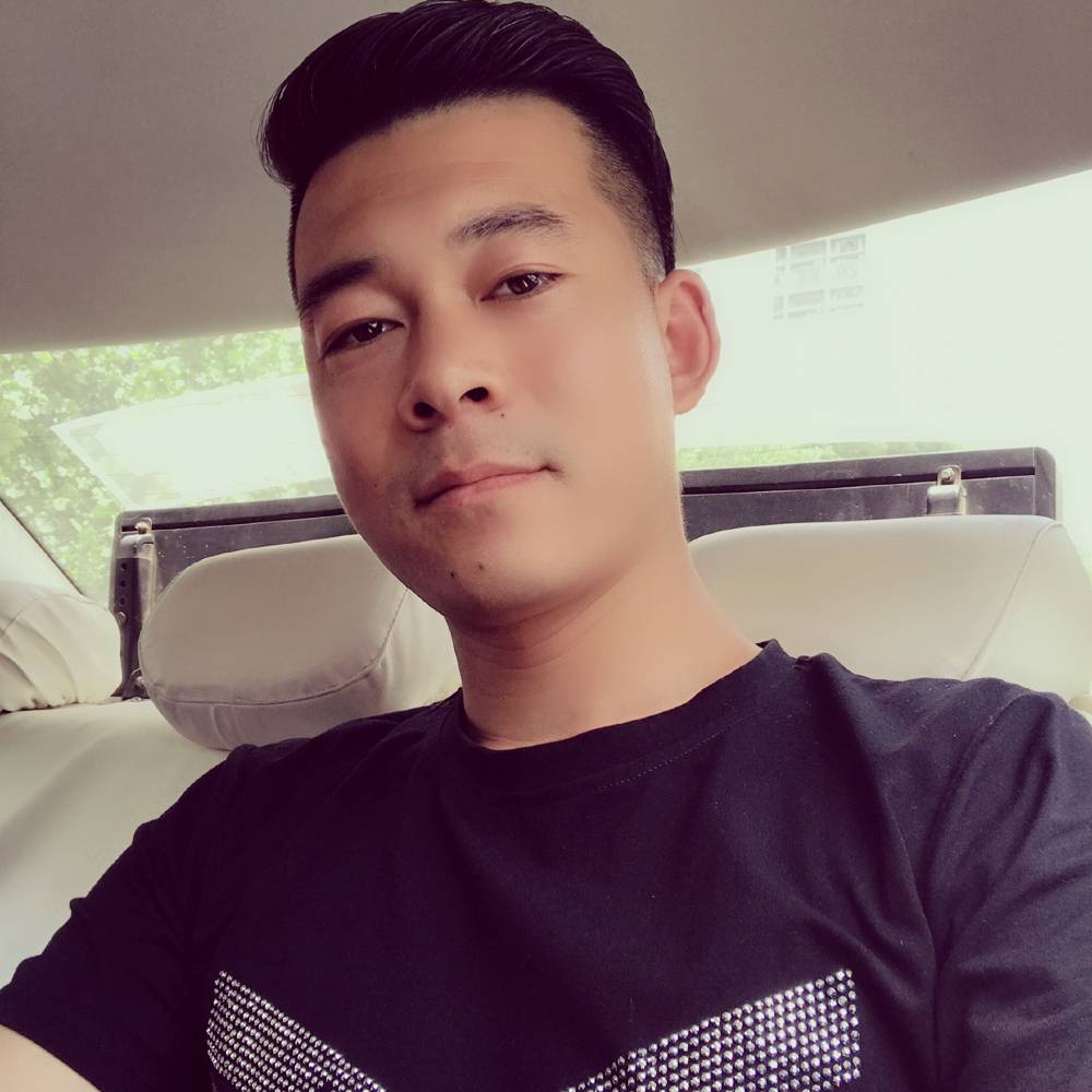 我有故事LJY的照片