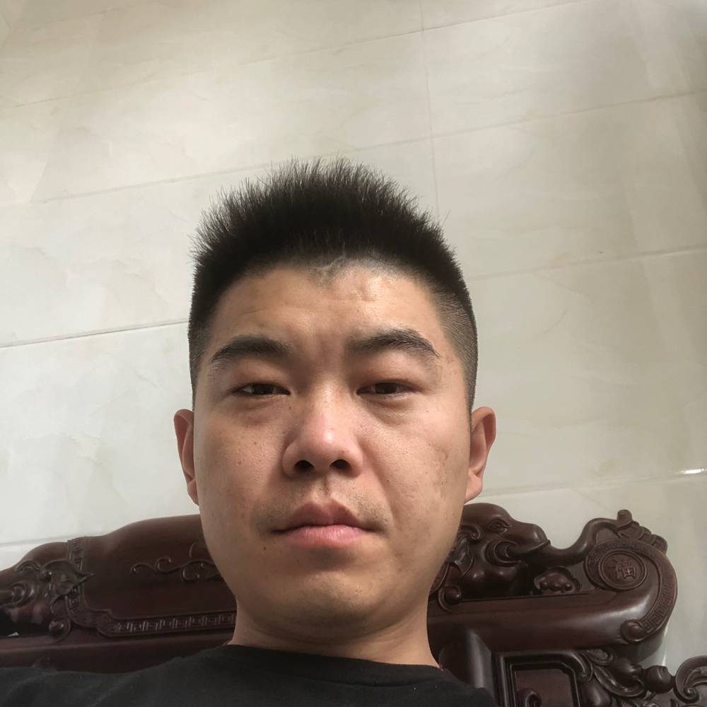 大米深拥执着的照片