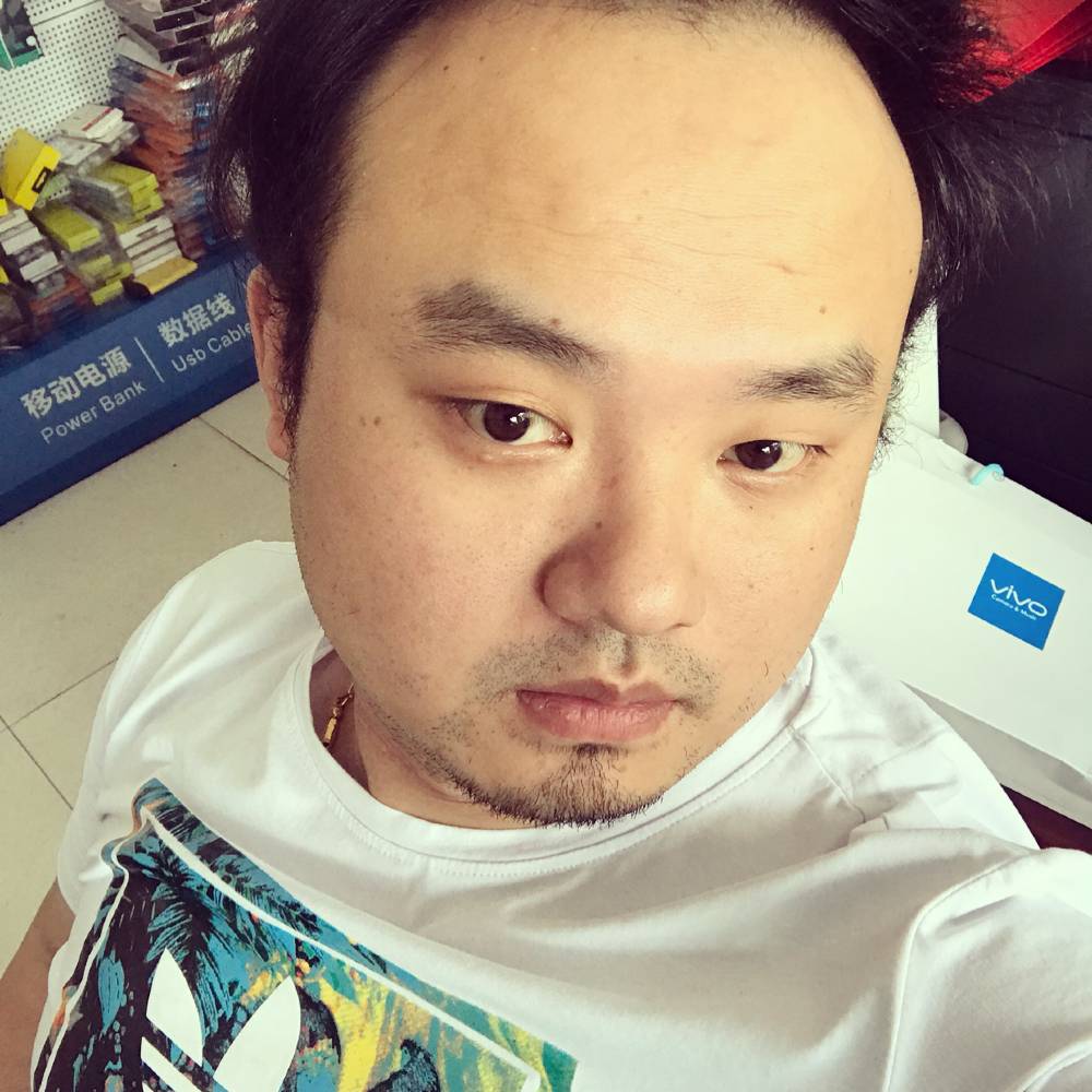 伊甸园里的照片