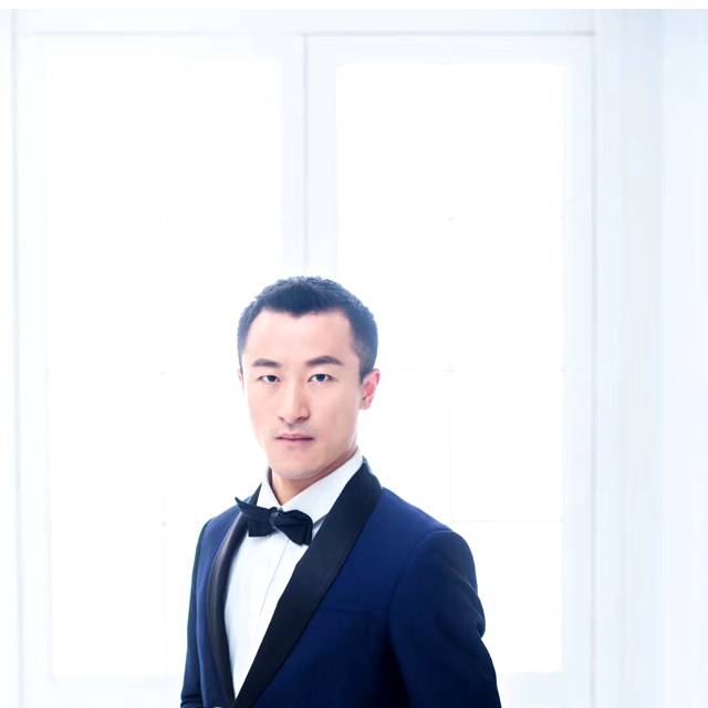 赵李的照片