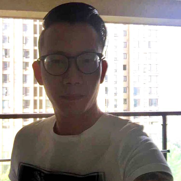 爱喝可乐的大叔的照片