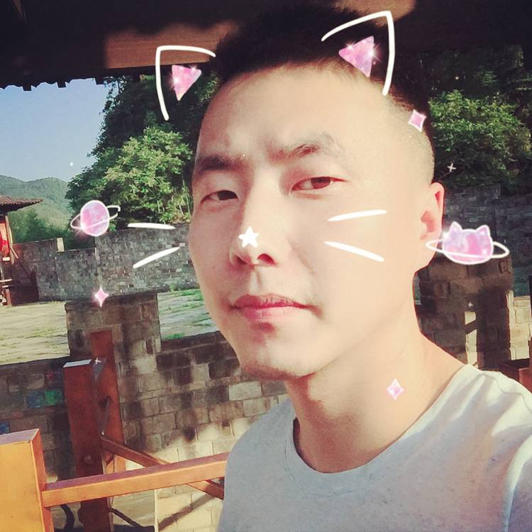 溪流俊秀的照片