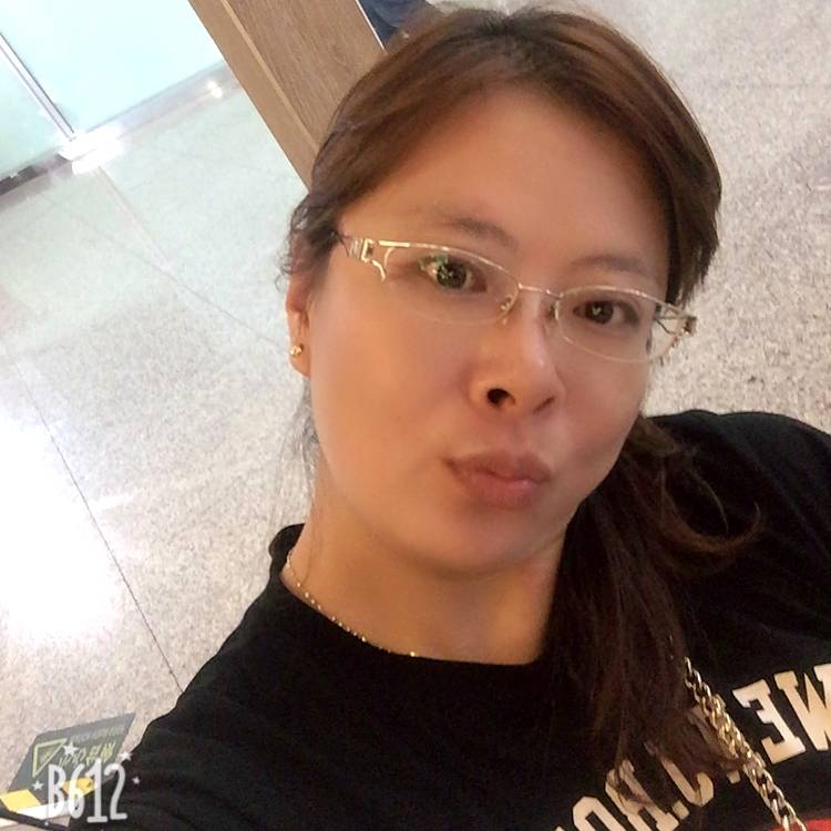 shirely芳的照片