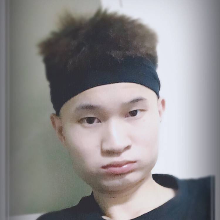 孤独给玫瑰的照片