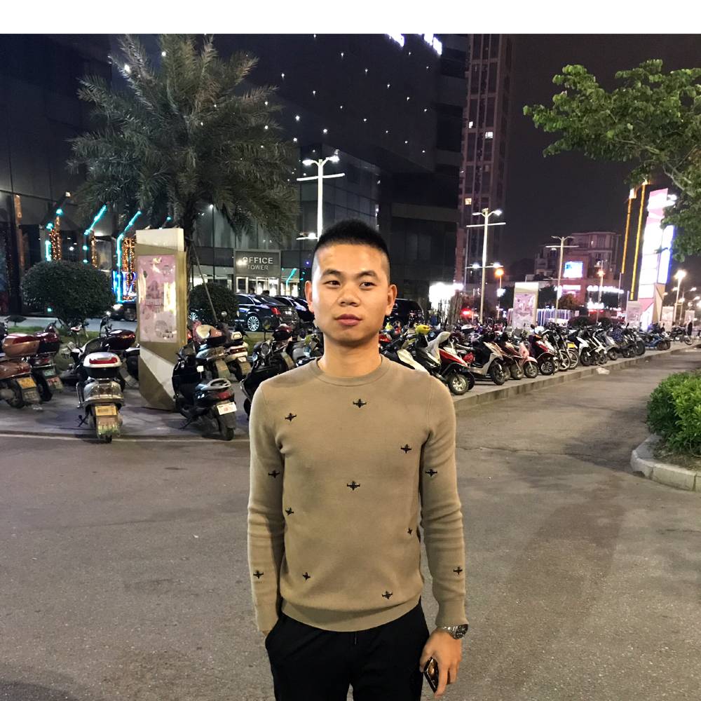 老实给猫咪的照片