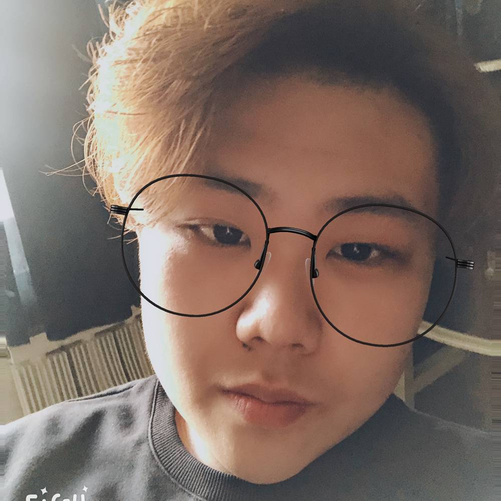 小阿生耶的照片
