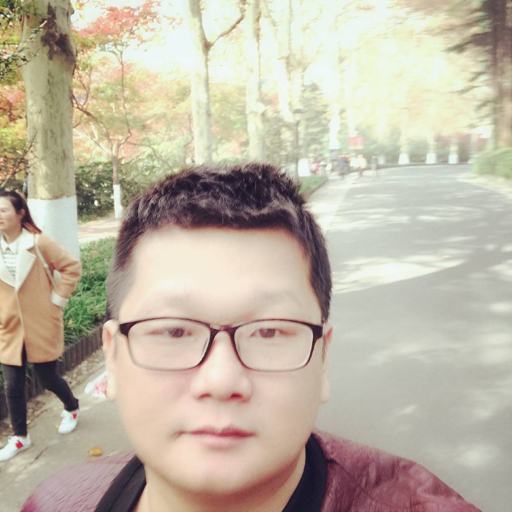 脚滑的老羊的照片