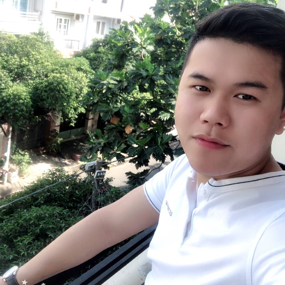 奔奔跳跳的照片