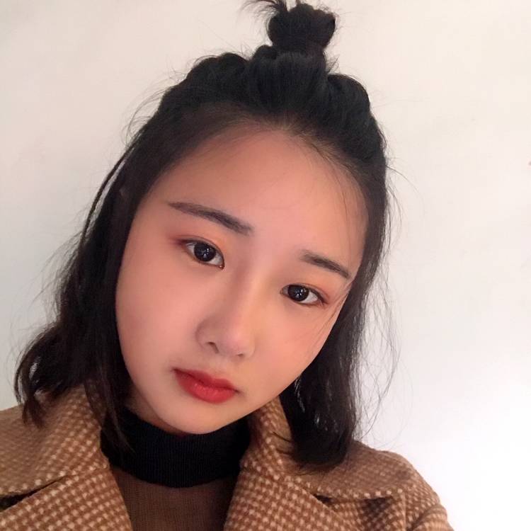 锦瑟愿失眠的照片