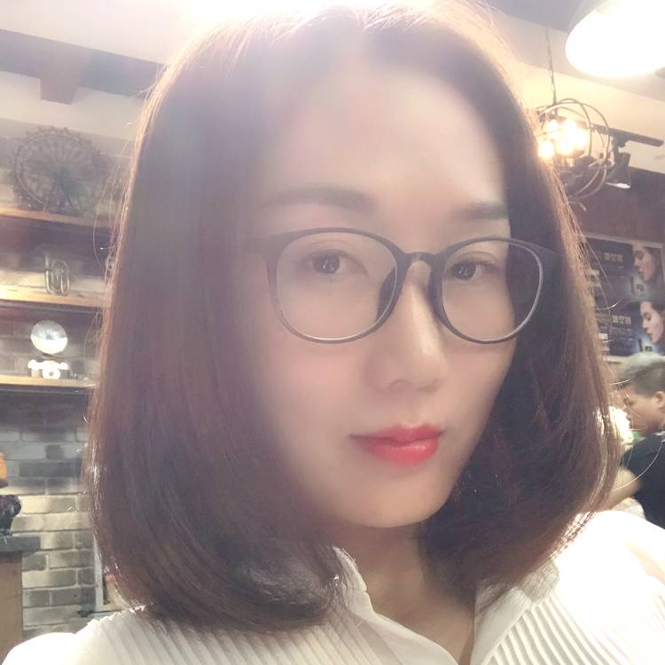 矜柔方爱笑的照片