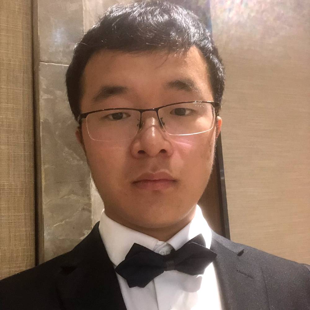 爱德华路西的照片