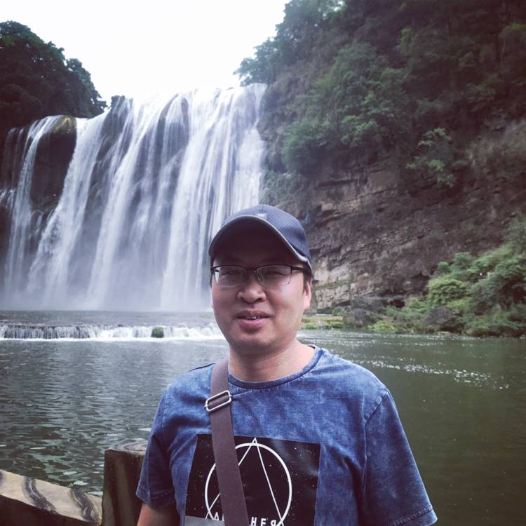 凯文在贵阳的照片