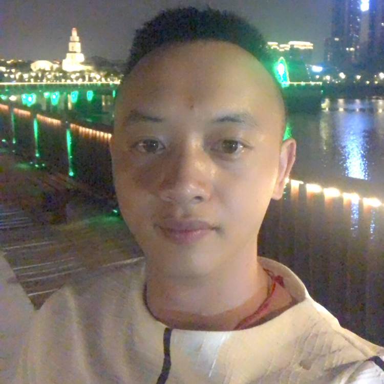 坎坷愁的照片