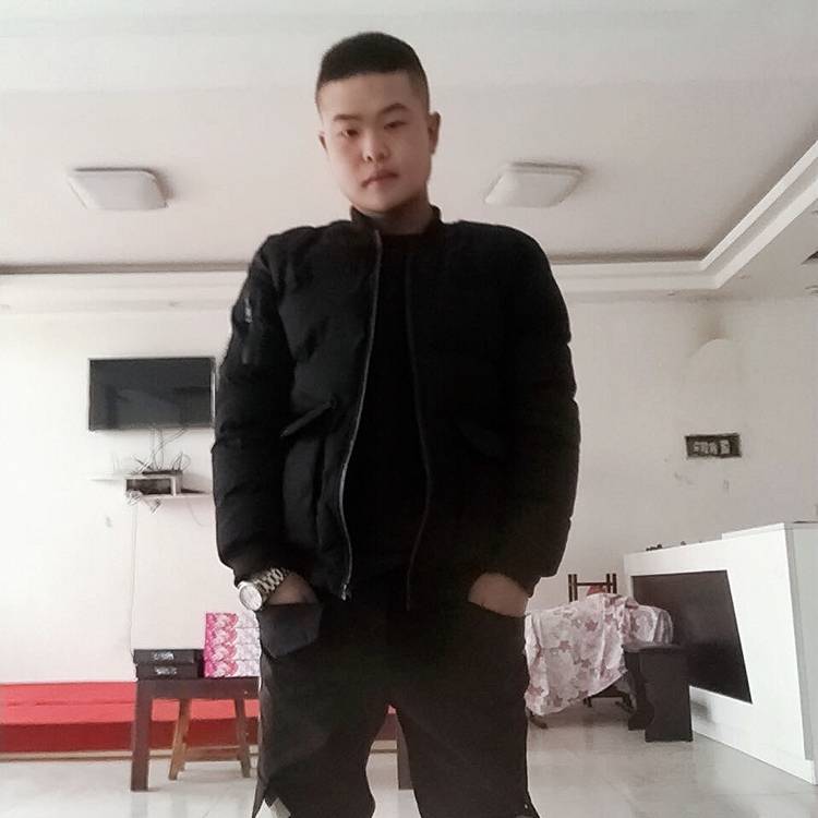 碧影忧心的照片