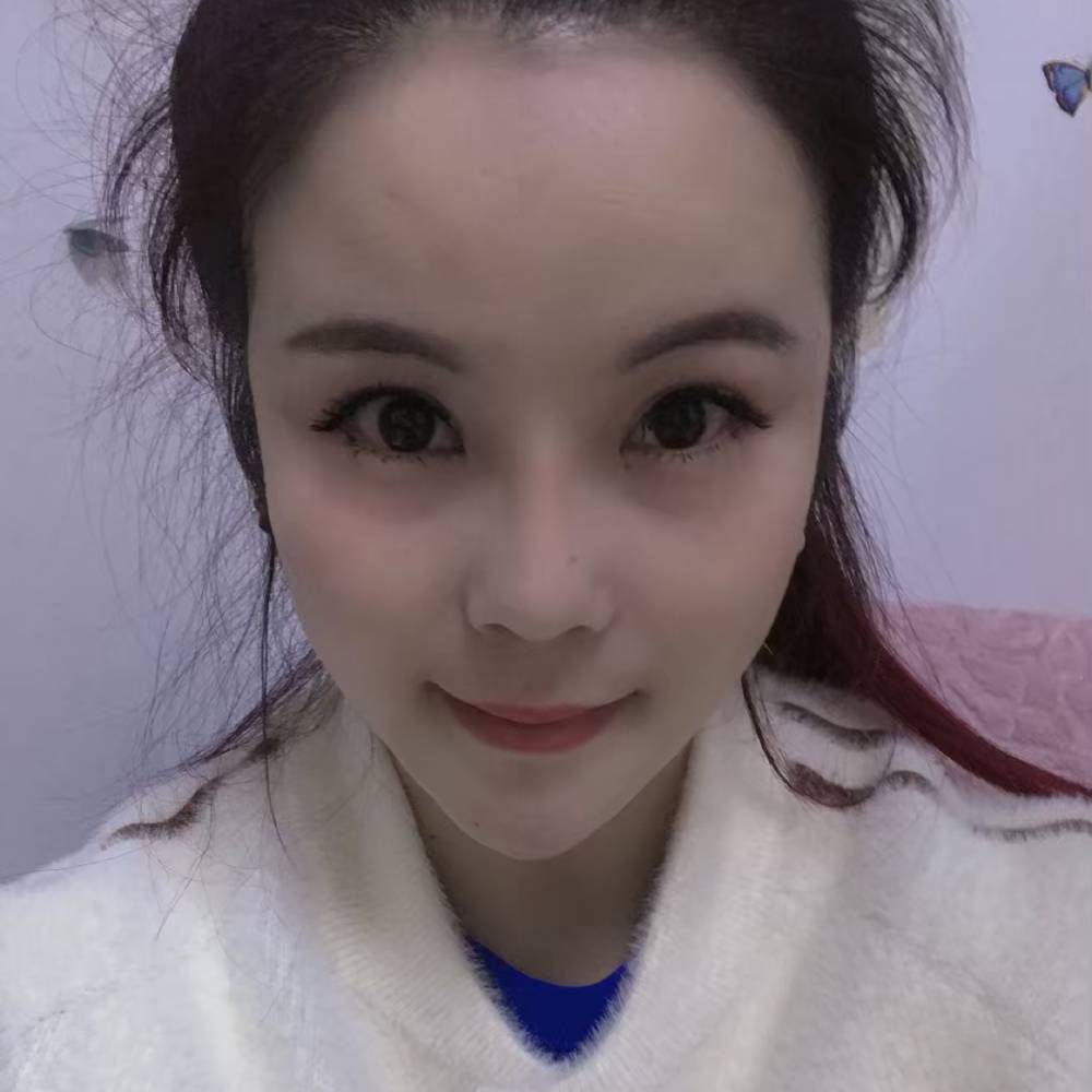 受伤的女人的照片