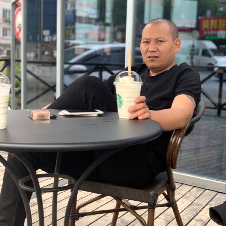 抽屉等待刻苦的照片