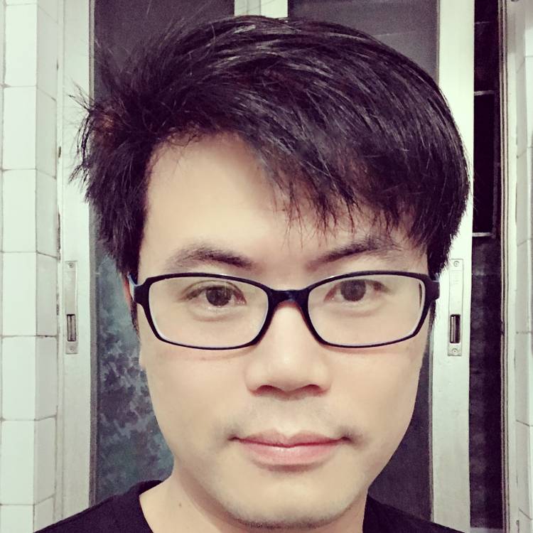 不会游泳的鱼仔的照片