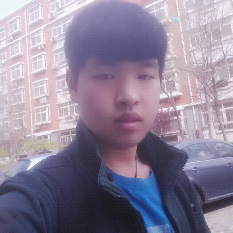 懵懂的少年的照片