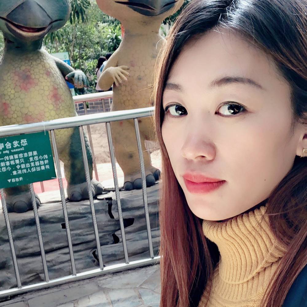 做回张小姐的照片