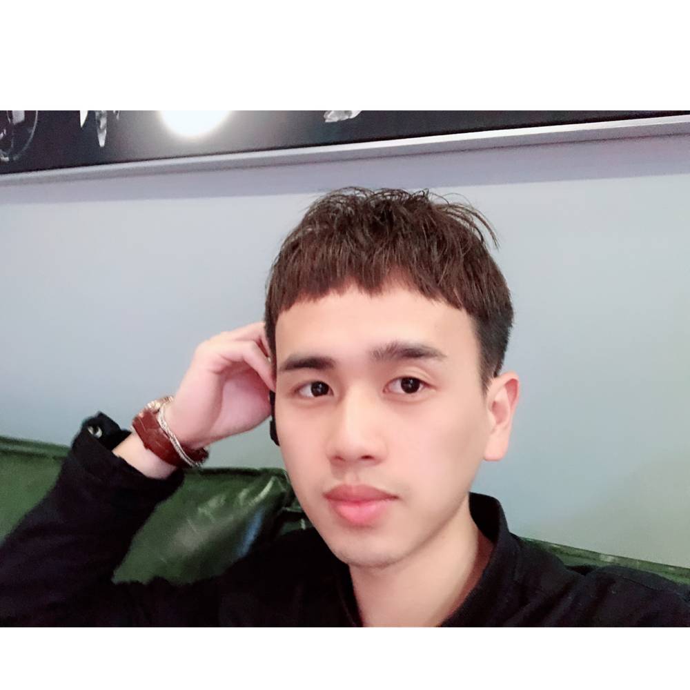 锐群的照片