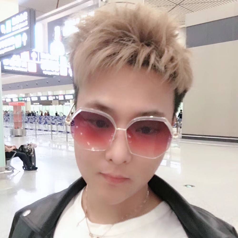 你的小哥哥520的照片
