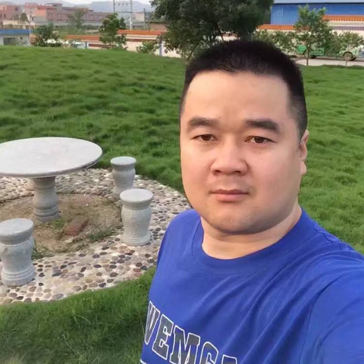 淡定迎香菇的照片