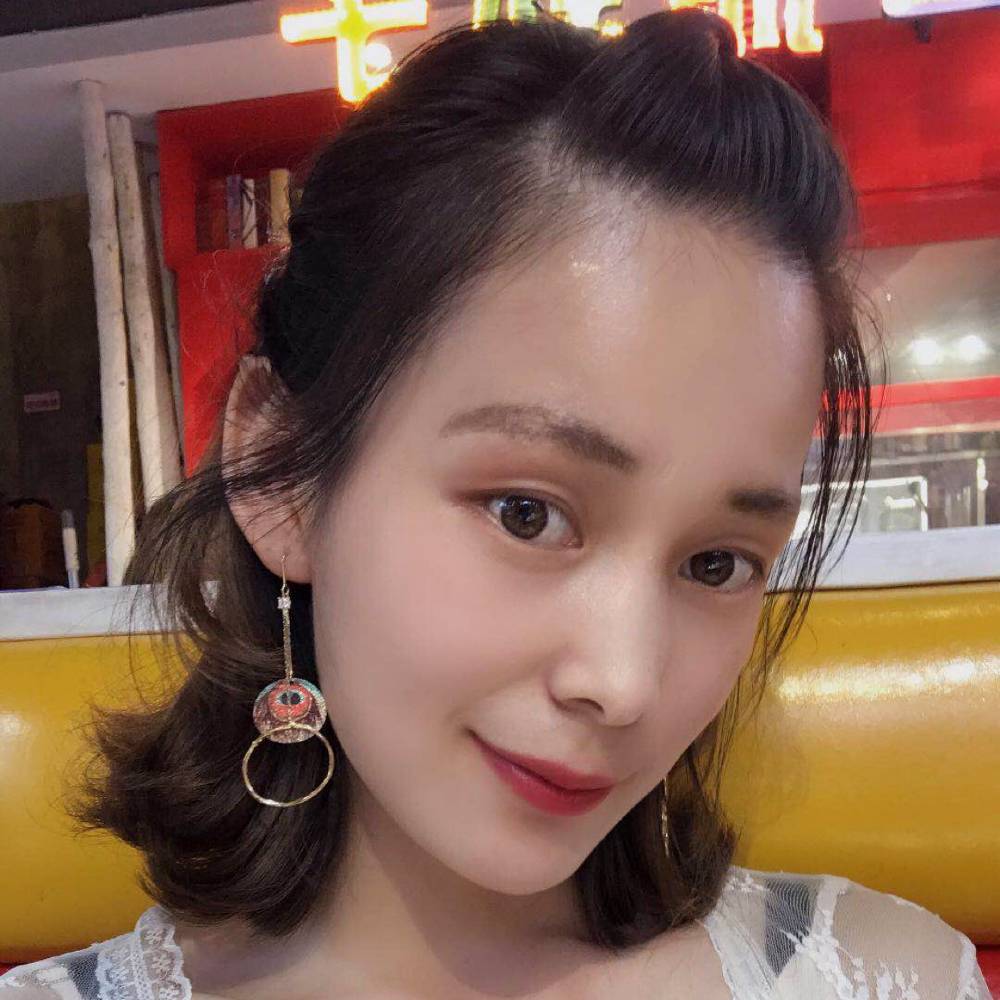 一个田四个点的照片