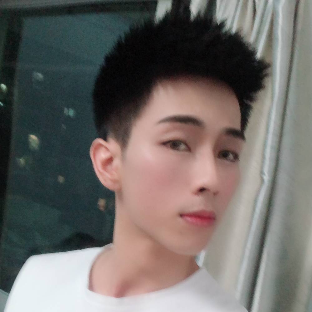 背后那小鸭子的照片