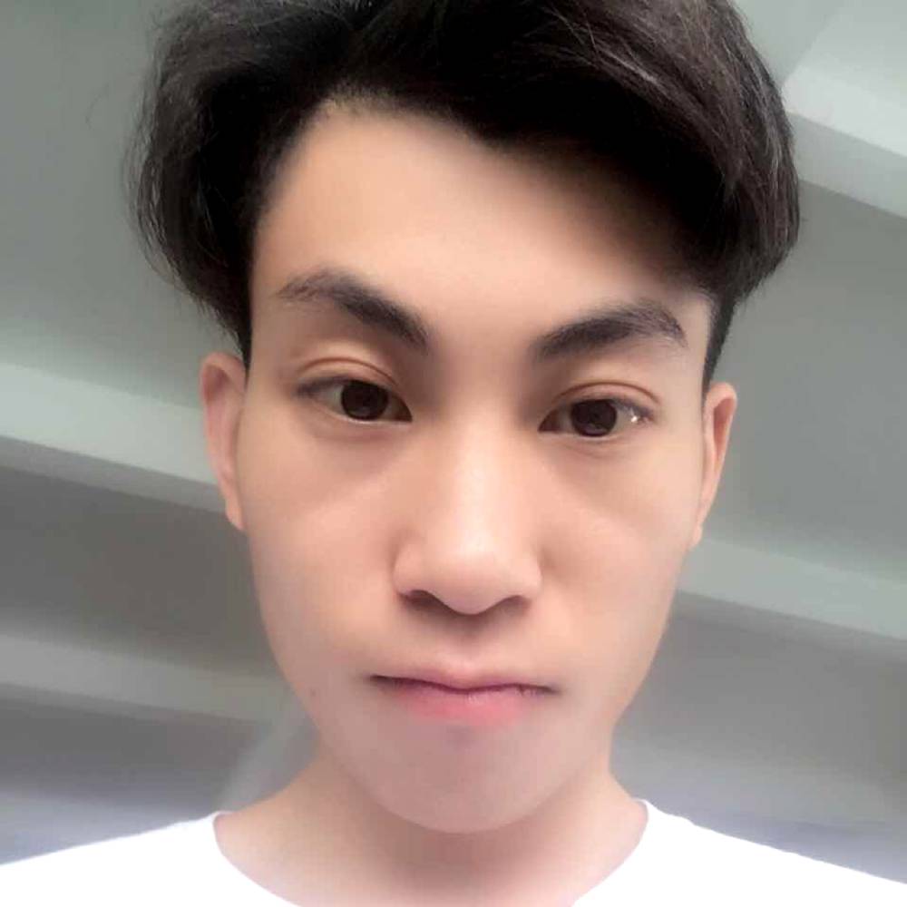 流岚一个人的照片