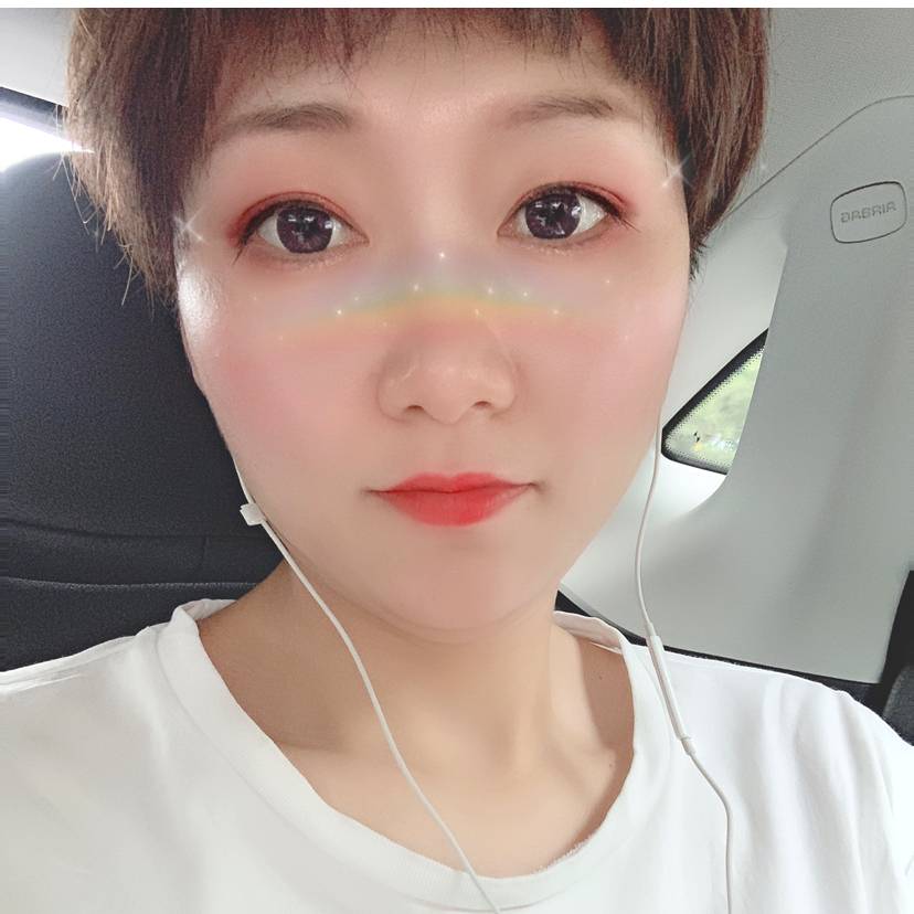 留胡子笑胡萝卜的照片
