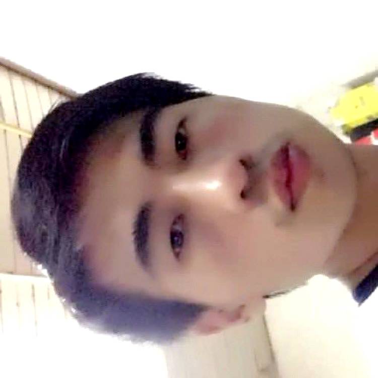 不解的笑哈密瓜的照片