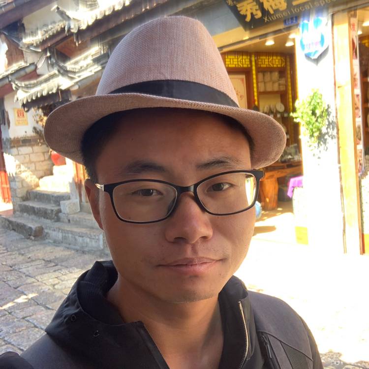 清曲清秀的照片