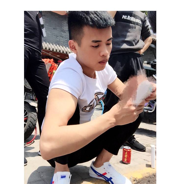 杨敏中的照片