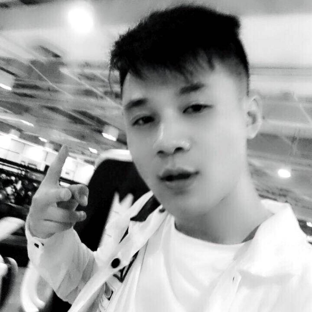 隔壁灬鹏的照片